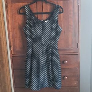 Tulle pinstripe black and white dress with pockets